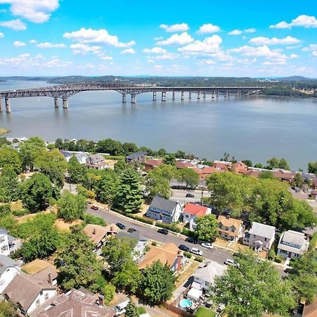 Midcentury Mod Suite, Hudson River/Mt Beacon Views Ньюбург Екстер'єр фото
