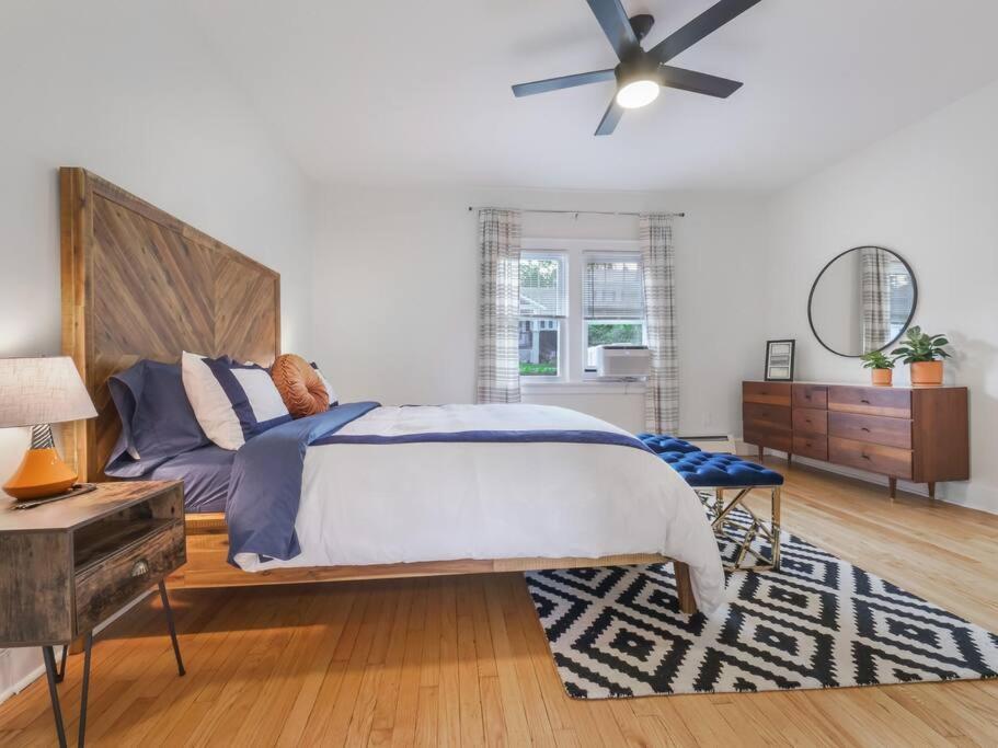 Midcentury Mod Suite, Hudson River/Mt Beacon Views Ньюбург Екстер'єр фото